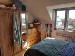 bed- click for photo gallery